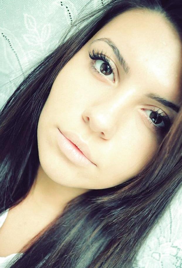 une salope rencontre son ex et se fait sauter